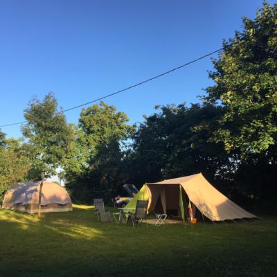 1707 Lgt Camping Tent Avondlicht