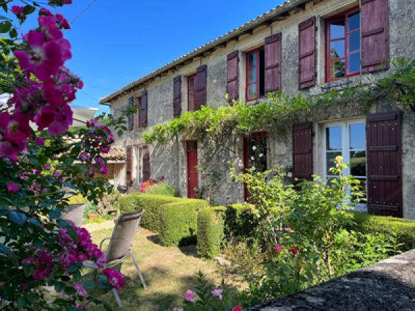 2022 05 31 Lgt Gite Tuin Facade 7383 400Px