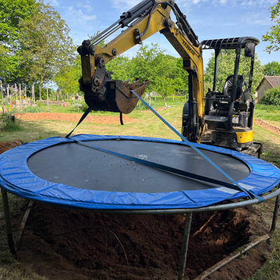 2026 04 22 werkzaamheden speeltuin trampolinevervoer 6055
