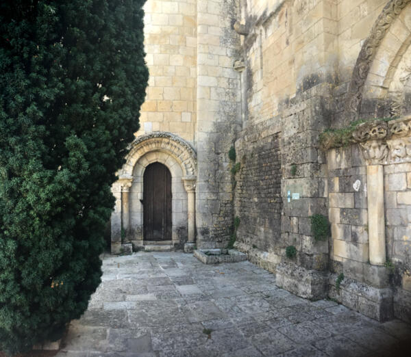 160815 Perigne Egliseromane 850Px 8564